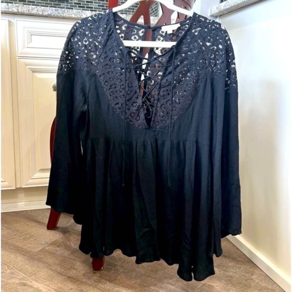 Umgee peasant Black Boho Bell Long Sleeve cinch front Blouse